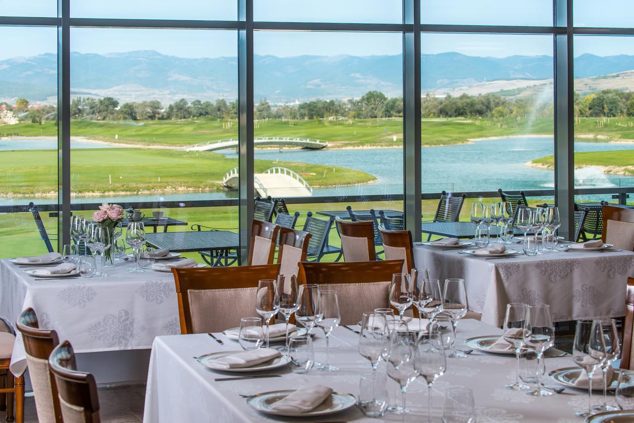 Hotel Theodora Golf Club Alba Iulia Zewnętrze zdjęcie